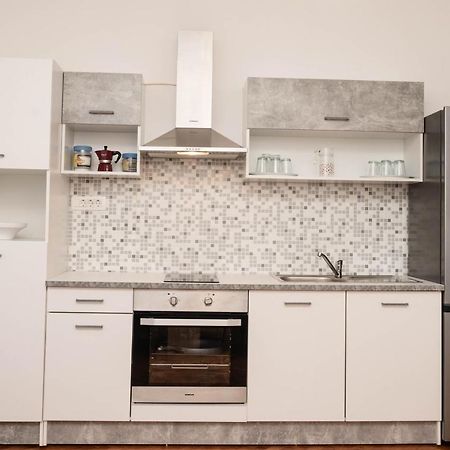 Apartment Marta Rasa ภายนอก รูปภาพ