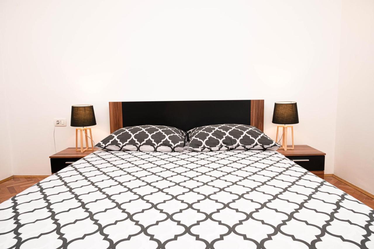 Apartment Marta Rasa ภายนอก รูปภาพ